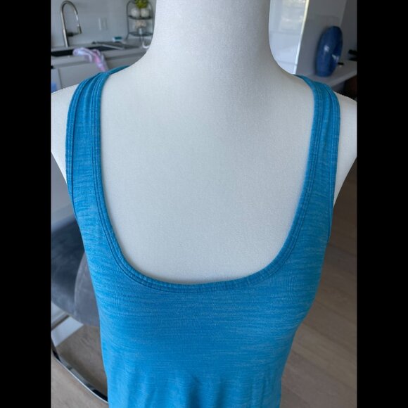 Lululemon Blue Racerback Tank Top Lightweight Athletic Yoga Gym Top Size S - Picture 9 of 14